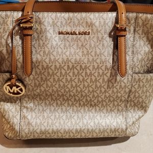 Michael Kors Signature Print Large Tote